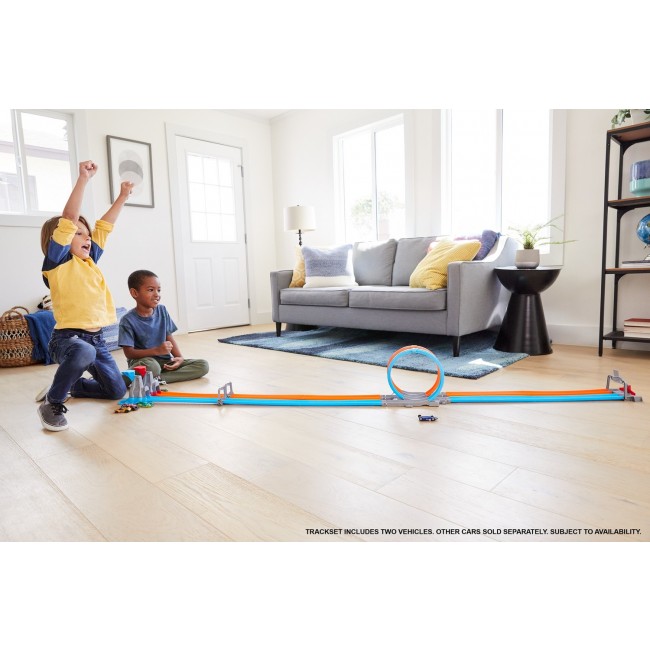 Портативний трек Подвійна петля Hot Wheels GFH85