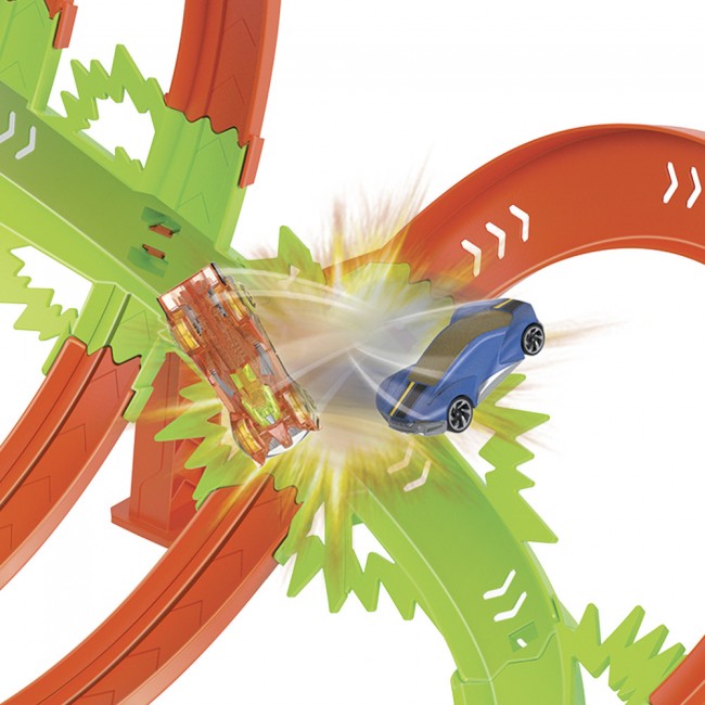 Трек Гігантська петля Шалені зіткнення Hot Wheels HNL