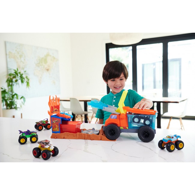 Monster Trucks Hot Wheels Hpn