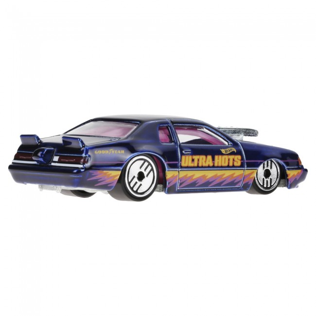 Тематична машинка Ultra Hots Hot Wheels в ас HDG52