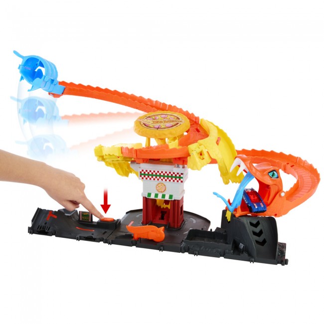 Ігровий набір Атака кобри Hot Wheels HTN