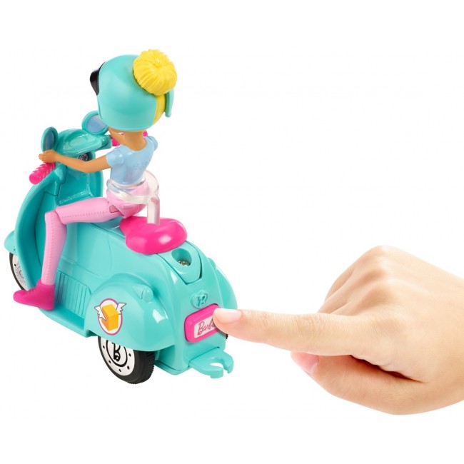 Barbie On the GO