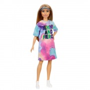 Кукла Barbie "Модница" в разноцветном платье и кепке-козырьке