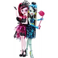 Кукла "Развлечения в фото БУУ-дке" из м/ф "Добро пожаловать в Monster High" в асс.(2)