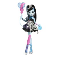 Кукла Фрэнки "Страшно сладкий день рождения" Monster High